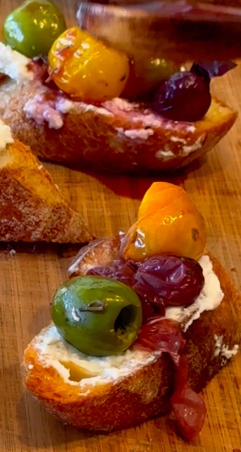 Elegant Crostini with Roasted Grapes & Ricotta
